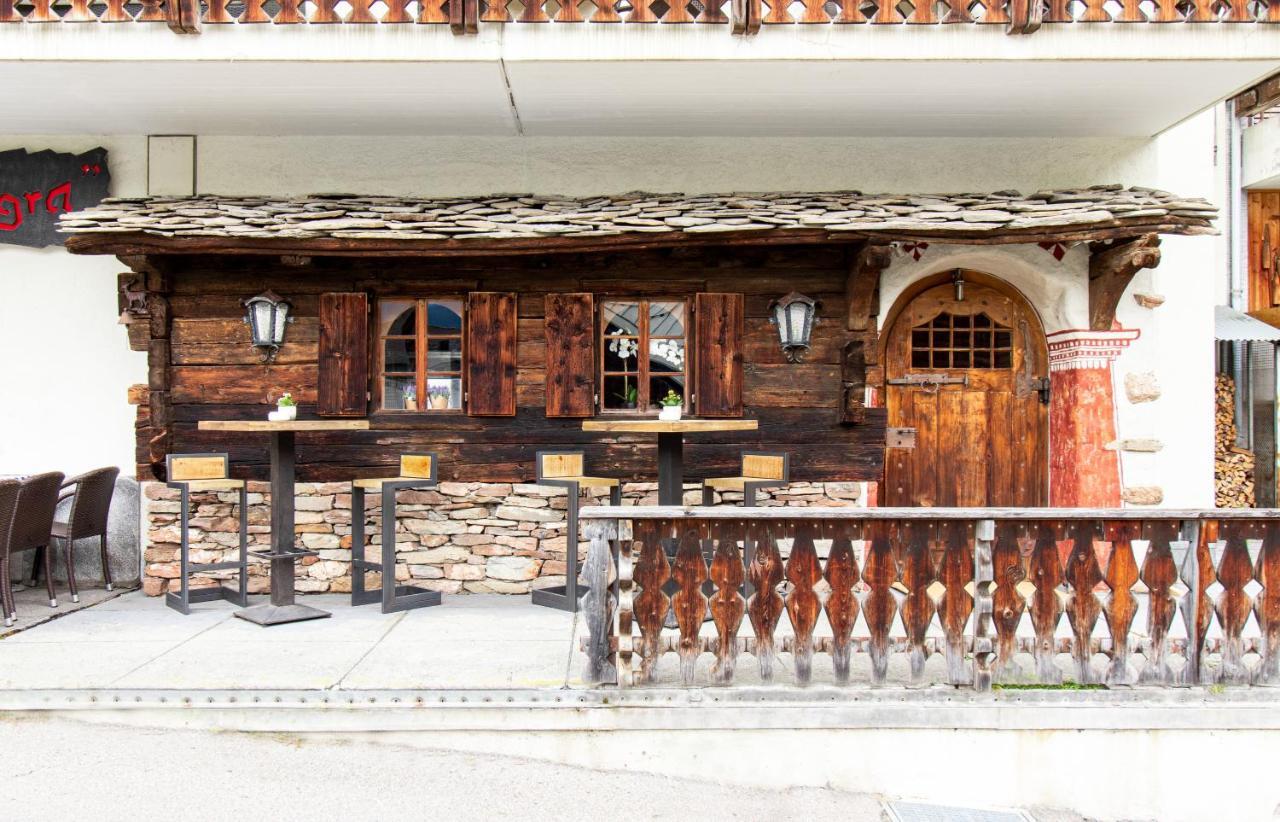 Tgesa Romana Savognin Extérieur photo